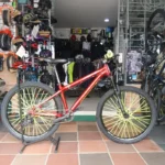 Bicicleta Stunt/Dirt 26" Jumper 1X7 Vel Colores On trail