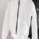 Chaqueta Impermeable Blanca Femenina - Ionik