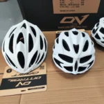 Casco Orbit C_Visera Blanco - On trail Casco Orbit C/Visera Blanco - On trail