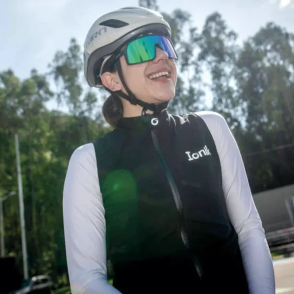 Chaleco Repel Unisex Negro - IONIK