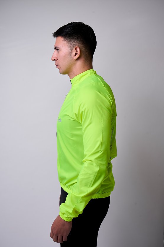Chaqueta Rompevientos 2.0 Light Verde Neón Masculina – Ionik