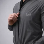 Chaqueta Rompevientos Light Gris Masculina 2.0 – Ionik