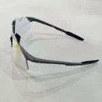 GAFAS DE CICLISMO 100%  HYPERCRAFT GRISES CON FOTOCROMÁTICO REACTIVO