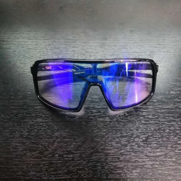 GAFAS DE CICLISMO OAKLEY SUTRO NEGRAS CON FOTOCROMÁTICO REACTIVO