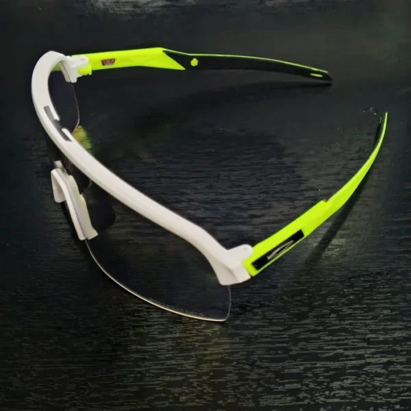 Gafas de ciclismo Oakley Sutro Lite Blanco/verde con fotocromático reactivo