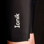 Pantaloneta Masculina Negra Sin Costuras para Ciclismo - Ionik