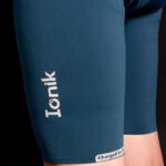 Pantaloneta Masculina Sin Costuras para Ciclismo Azul Petróleo - Ionik